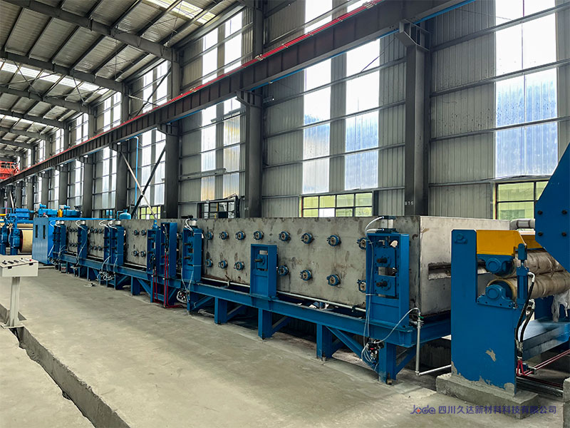 122cc太阳集成游戏新材首台拉弯矫装备顺遂投产